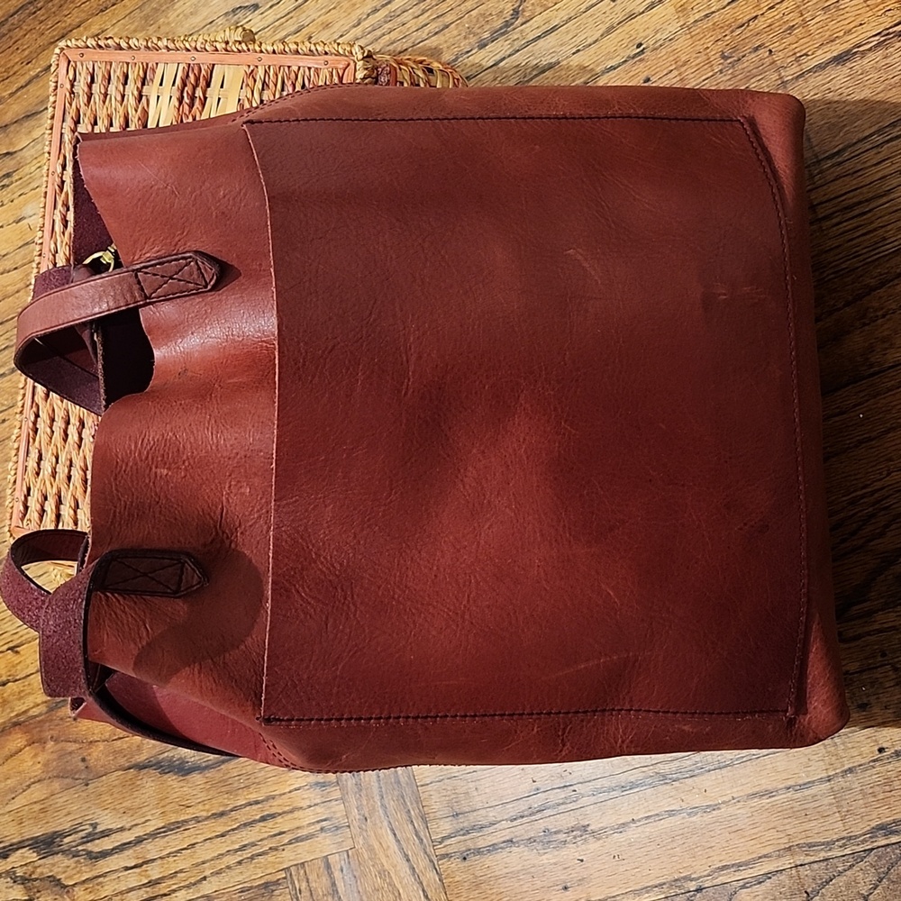 Madewell Leather Tote in Deep Mahogany Brown